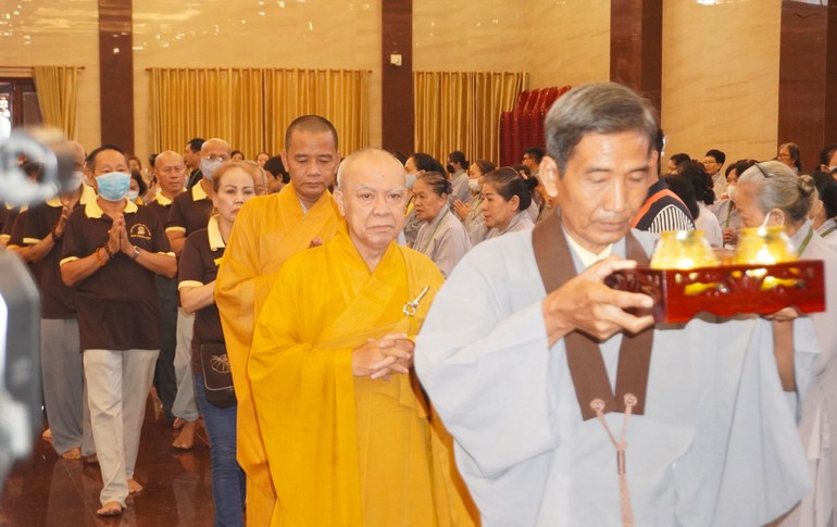 Khóa tu Ngày an lạc tại Việt Nam Quốc Tự do Ban Hoằng Pháp Phật giáo TP.HCM tổ chức 