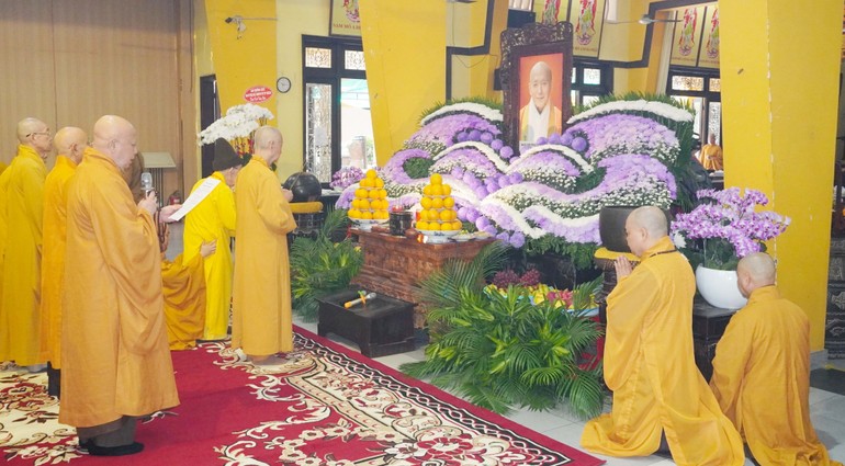 Tưởng niệm Hòa thượng Yoshimizu Daichi tại chùa Vĩnh Nghiêm, Q.3, TP.HCM