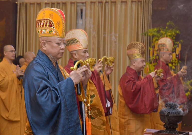 Lễ tạ đàn Pháp hội Dược Sư "Tiêu tai diên thọ, kỳ quốc thới dân an" tại Việt Nam Quốc Tự
