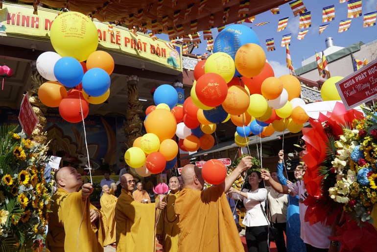 Đại lễ Phật đản Phật lịch 2567 được Ban Trị sự GHPGVN Q.11 tổ chức tại chùa Giác Sanh