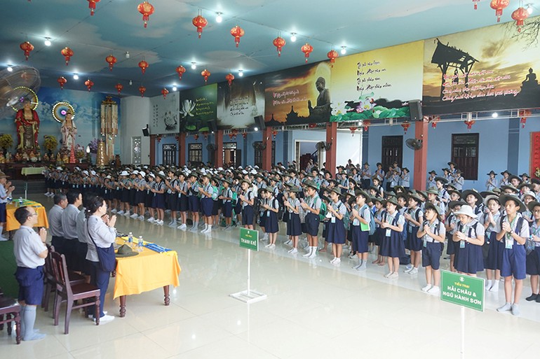 350 đoàn sinh Oanh vũ tham gia trại họp bạn Đầu - Thứ đàn tại chùa Bà Đa