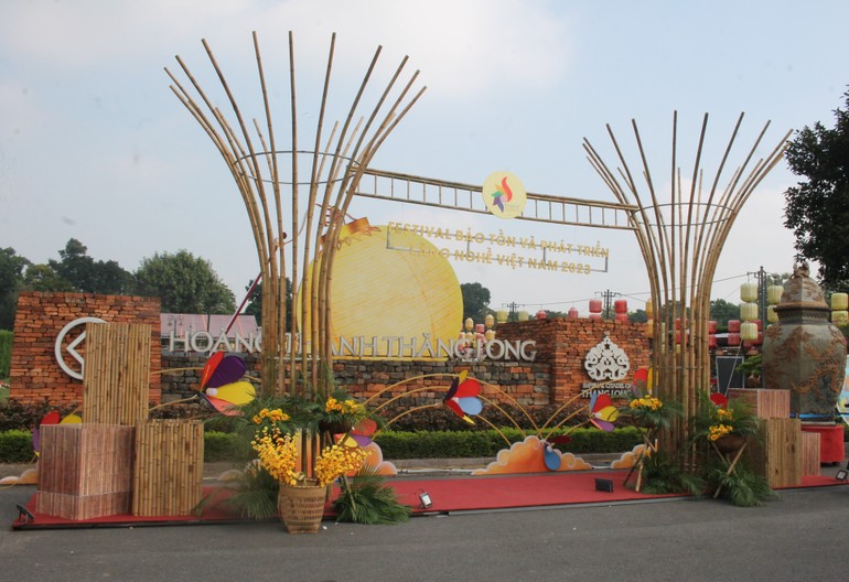 Festival Bảo tồn và phát triển làng nghề VN 2023 được tổ chức tại Hoàng thành Thăng Long, TP.Hà Nội từ ngày 9-11 đến 12-11