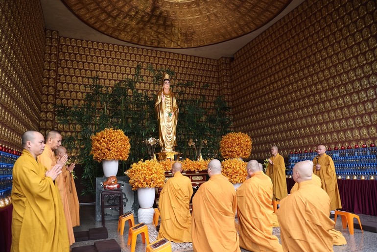 Khóa lễ cầu quốc thái dân an tại chùa Phổ Quang (Q.Tân Bình, TP.HCM)