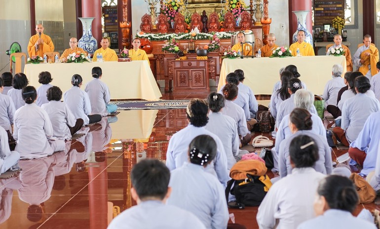 Khóa tu "Một ngày an lạc" lần thứ 14 tại chùa Phước Minh