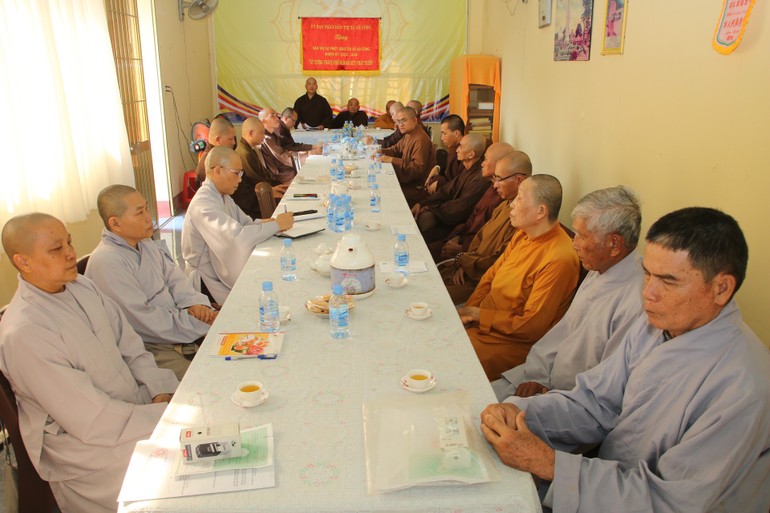 Phiên họp của Ban Trị sự GHPGVN TP.Gò Công diễn ra tại tịnh xá Ngọc Quang vào ngày 4-5