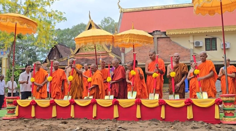 Chính thức động thổ khởi công xây dựng trường học chùa Âng 
