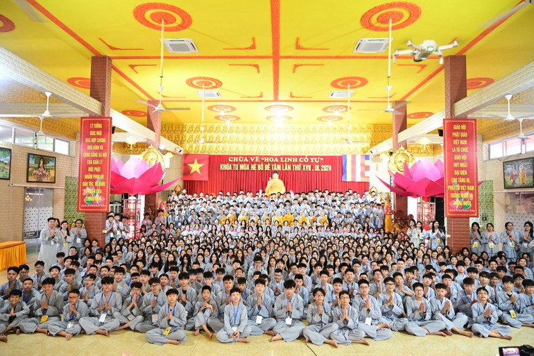 Gần 600 bạn trẻ tham dự khóa tu "Bồ Đề Tâm" tại chùa Vẽ