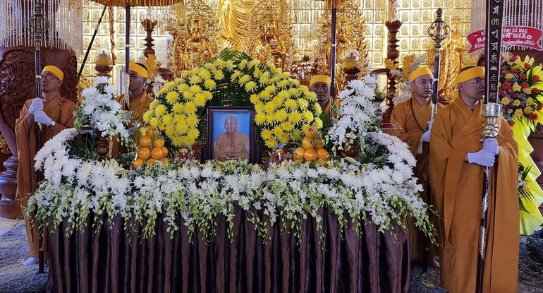 Giác linh đài Hòa thượng Thích Huệ Thành tại tổ đình Sắc tứ Quan Âm (P.4, TP.Cà Mau, tỉnh Cà Mau)