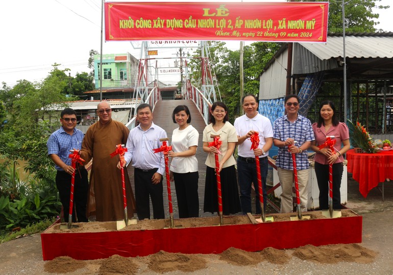 Khởi công xây dựng cầu Nhơn Lợi 2 tại ấp Nhơn Lợi, X.Nhơn Mỹ, H.Chợ Mới, An Giang