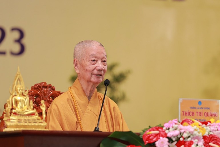 Đại lão Hòa thượng Thích Trí Quảng, Pháp chủ GHPGVN, Viện trưởng Học viện Phật giáo VN tại TP.HCM ban đạo từ - Ảnh: Phùng Anh Quốc