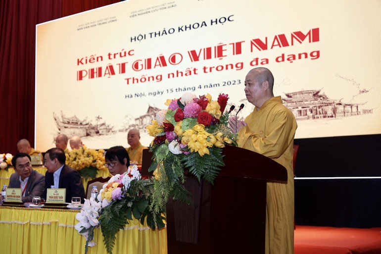 Hòa thượng Thích Thọ Lạc phát biểu khai mạc hội thảo