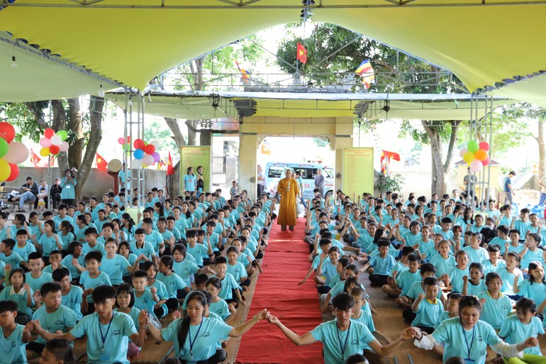 Khai mạc khóa tu mùa hè "Gieo hạt từ tâm" tại chùa Phước Quang