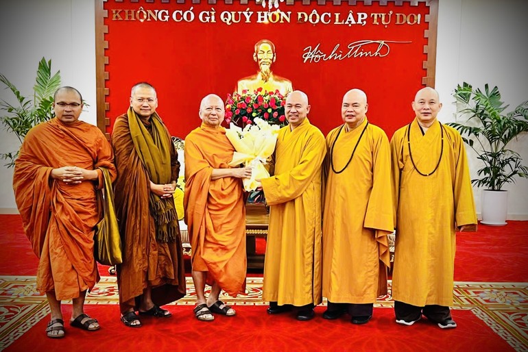 Hòa thượng GS.TS Phra Brahmapundit, Chủ tịch ICDV đã đến TP.HCM vào hôm nay, 26-9-2024 - Ảnh: BGN