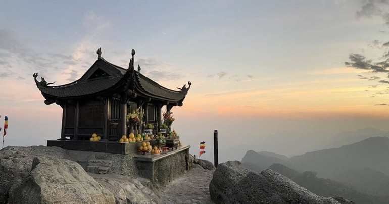 Chùa Đồng trên đỉnh non thiêng Yên Tử - một trong 12 thành phần di sản chính của Di sản thế giới thứ 9 của Việt Nam - Ảnh: Nguyễn Hùng