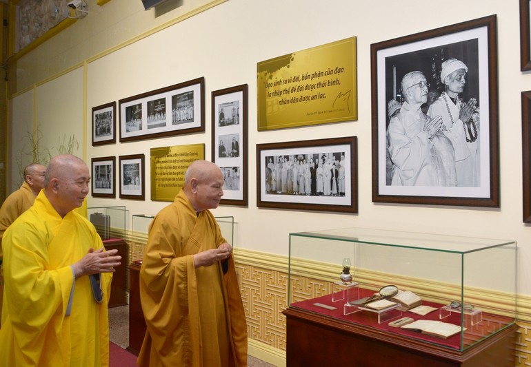 Triển lãm tưởng niệm Đại lão Hòa thượng Thích Trí Tịnh (1917-2014), Đệ nhất Phó Pháp chủ kiêm Giám luật Hội đồng Chứng minh, Chủ tịch Hội đồng Trị sự GHPGVN khai mạc tại chùa Vạn Đức (TP.Thủ Đức) vào chiều 31-3 - Ảnh: Bảo Toàn 