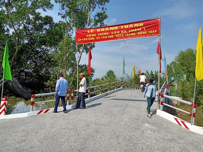 Hòa thượng Thích Như Niệm tài trợ cầu bê-tông tại Đồng Tháp