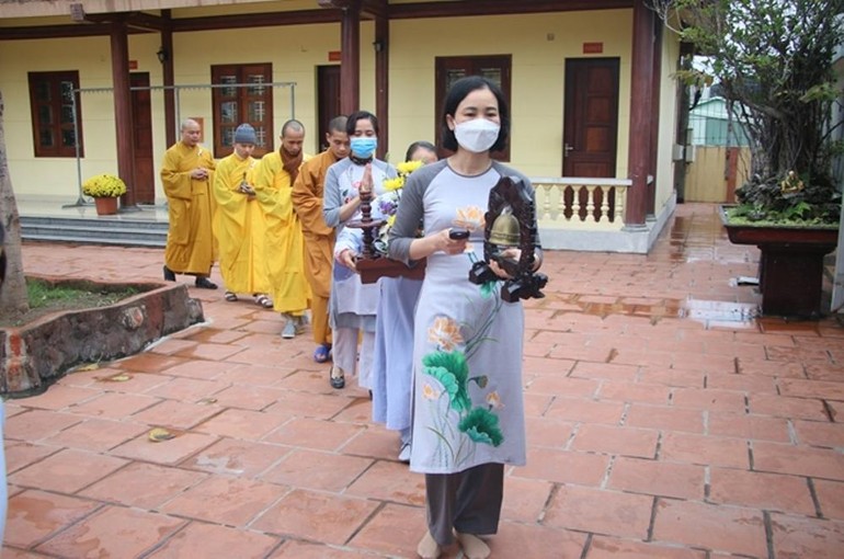 Cung thỉnh chư Tăng khai đàn pháp hội cầu an đầu năm