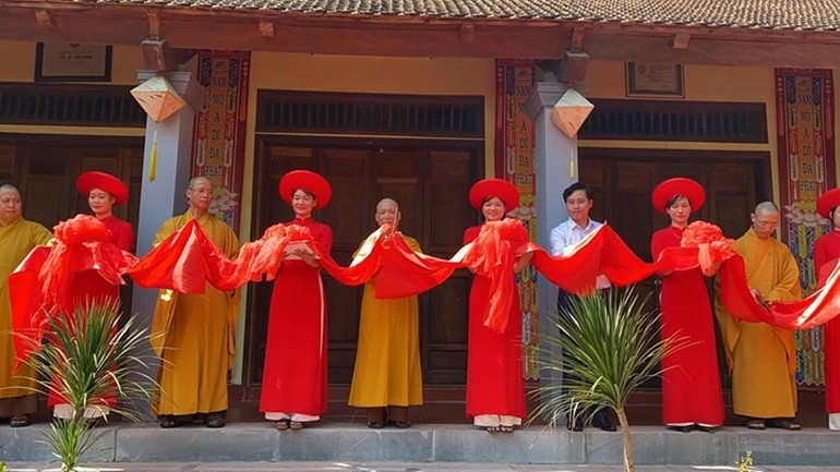 Cắt băng khánh thành tu bổ chùa Thượng Lâm