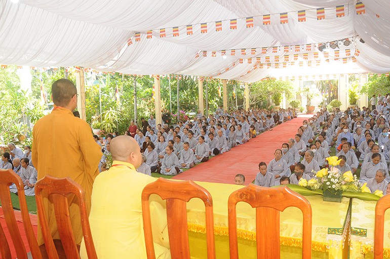 Khóa tu Một ngày an lạc với chủ đề “Tìm về bến giác” do Ban Trị sự H.Tiên Phước tổ chức tại chùa Tiên Kỳ