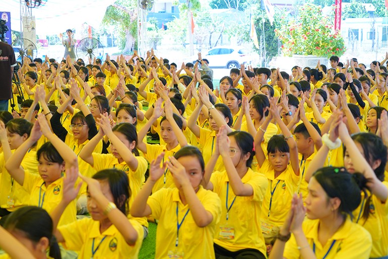 Khóa tu mùa hè “Vườn hoa tuệ giác” lần 2 cho hơn 600 tu sinh