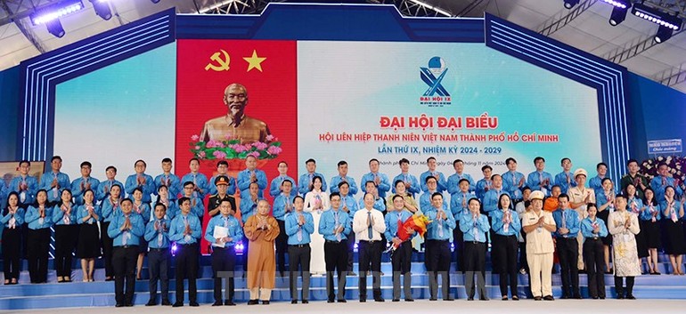 79 Ủy viên Ủy ban Hội Liên hiệp Thanh niên VN TP.HCM nhiệm kỳ 2024-2029 ra mắt đại hội - Ảnh: Đ.B.TP