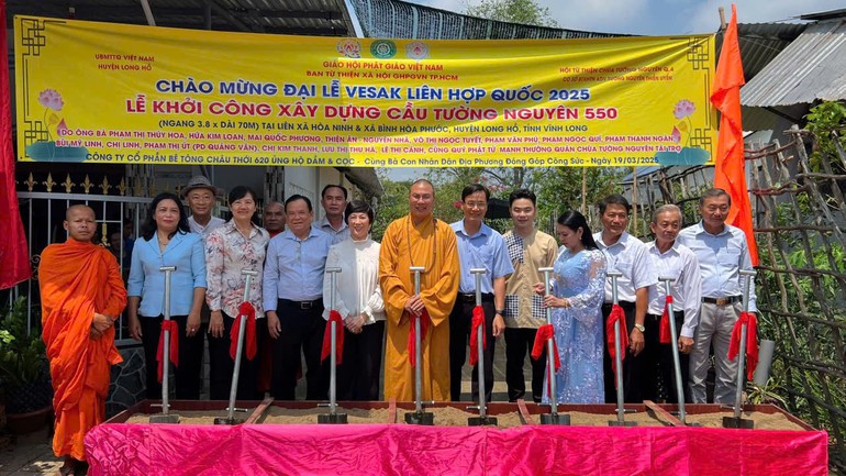 Khởi công xây dựng cầu Tường Nguyên số 550 tại H.Long Hồ - Ảnh: T.N