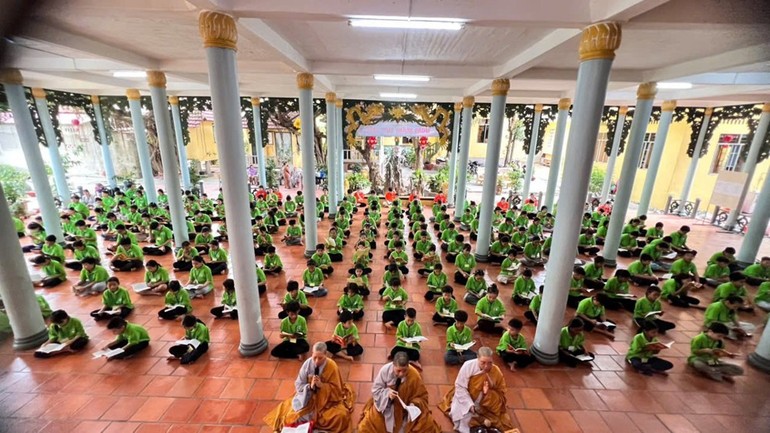 Khóa tu mùa hè tại chùa Lộc Thọ