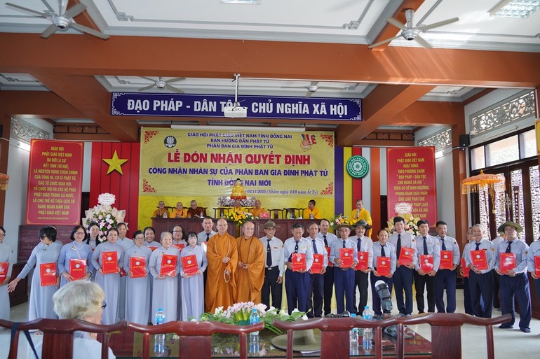 Ra mắt Ban Hướng dẫn Phân ban Gia đình Phật tử tỉnh giữa nhiệm kỳ 2025-2027