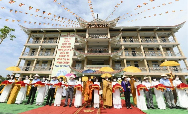 Cắt băng khánh thành tòa nhà chùa Quan Âm - Đông Hải, đưa vào làm khu cách ly điều trị Covid-19