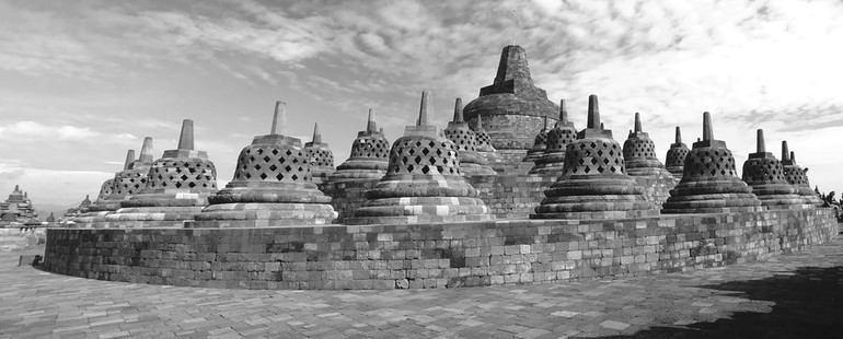 Tháp hình chuông Borobudur, Indonesia