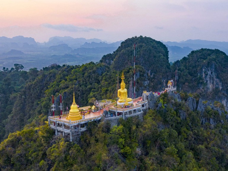 Đến bên cửa tử
