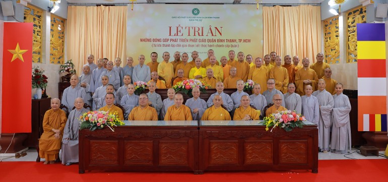 Lưu niệm buổi họp mặt Tri ân Ban Trị sự, Tăng Ni Q.Bình Thạnh