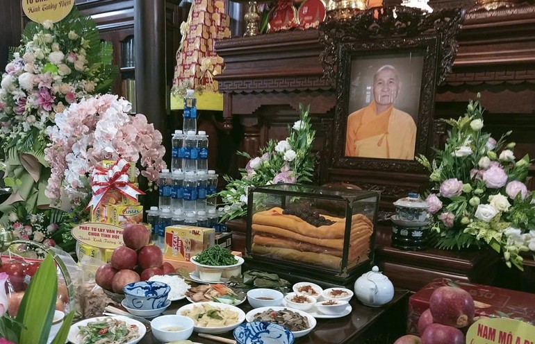 Di ảnh Thượng tọa Thích Giác Chơn tại chùa Phật Học Quảng Trị