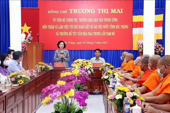 Trưởng ban Dân vận Trung ương Trương Thị Mai thăm Trường Pali Trung cấp Nam Bộ