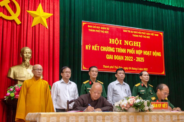 Hội nghị ký kết chương trình phối hợp hoạt động giai đoạn 2022 - 2025 tại trụ sở Ban Chỉ huy Quân sự TP.Thủ Đức