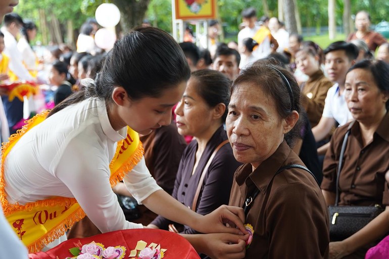 Lễ Vu lan - Báo hiếu tại chùa Vạn Phúc (thôn Đoài, X.Phù Lỗ, H.Sóc Sơn, TP.Hà Nội) 