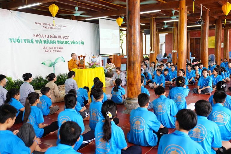 Thời pháp thoại của Đại đức Thích Viên Hải với chủ đề "Điều con muốn nói" 