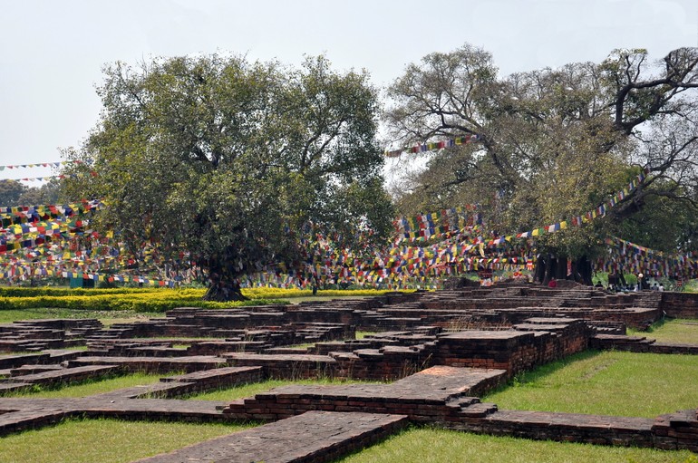 Lumbini, được tổ chức UNESCO công nhận là Di sản thế giới vào năm 1997, là một địa điểm hành hương quan trọng đối với hàng triệu Phật tử trên toàn thế giới