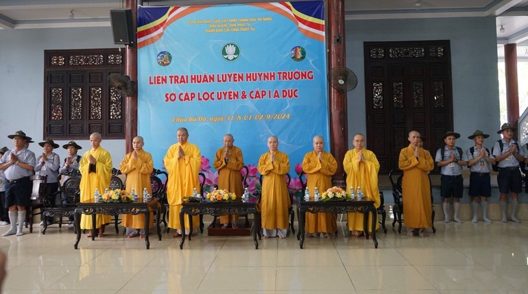 Niệm Phật cầu gia hộ