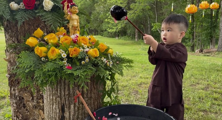 Ảnh: Làng Mai