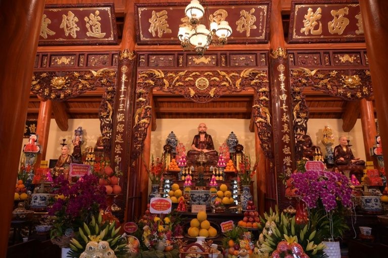 Ngôi Tổ đường chùa Đông Chấn