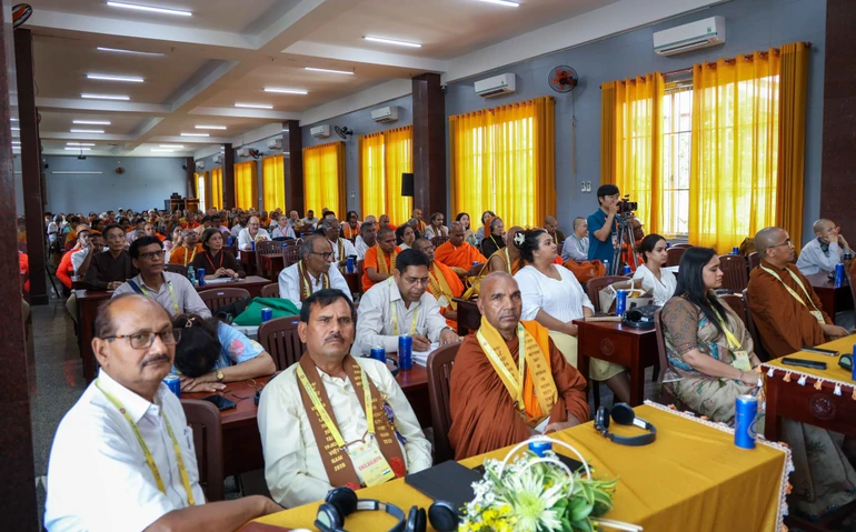 Hội thảo quốc tế trong khuôn khổ Đại lễ Vesak Liên Hiệp Quốc 2025 thảo luận phiên thứ 2 - Ảnh: Nguyên Tài/BGN