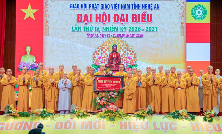 Hòa thượng Thích Thọ Lạc được suy cử tân Trưởng ban Trị sự GHPGVN tỉnh Nghệ An nhiệm kỳ 2026-2031 - Ảnh: Quảng Điền/BGN