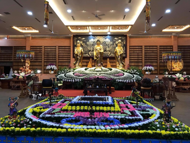 BAN VĂN HOÁ DOANH NGHIỆP HOA SEN TUYỂN DỤNG: