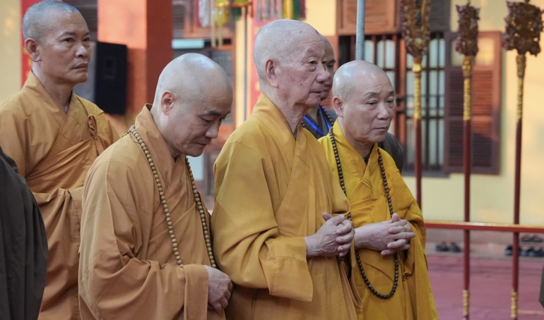 Hòa thượng Thích Bảo Nghiêm, Thượng tọa Thích Tiến Đạt thị giả Đức Pháp chủ quang lâm Linh Tiên tự (chùa Bằng)