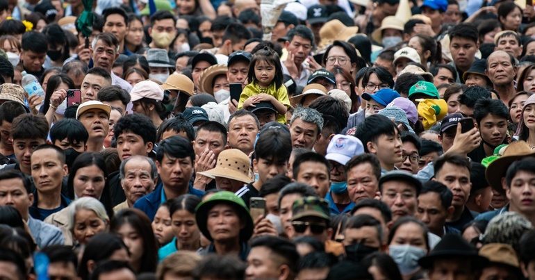 Biển người hành hương đổ về Đền Hùng, Phú Thọ