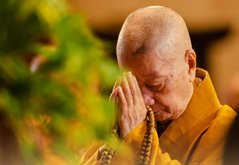 Người trí biết nhớ ơn và báo ơn