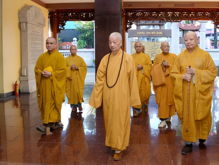 Đức Pháp chủ GHPGVN - Đại lão Hòa thượng Thích Trí Quảng quang lâm Việt Nam Quốc Tự, TP.HCM, sáng 22-8-2025 - Ảnh: Bảo Toàn/BGN