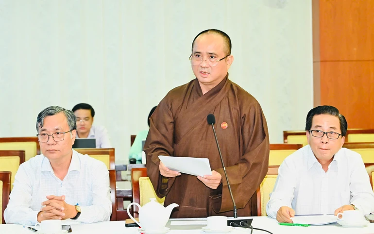 Thượng tọa Thích Tâm Hải, Tổng Biên tập Báo Giác Ngộ phát biểu tại Hội nghị tổng kết công tác báo chí, xuất bản năm 2025 và triển khai nhiệm vụ năm 2026 - Ảnh: Việt Dũng