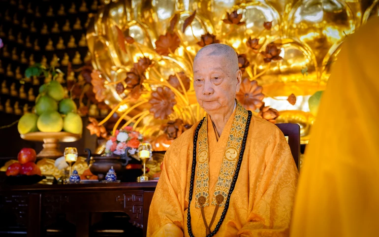 Đại lão Hòa thượng Thích Trí Quảng nói về Ý nghĩa tụng kinh Dược Sư và niệm Phật Dược Sư